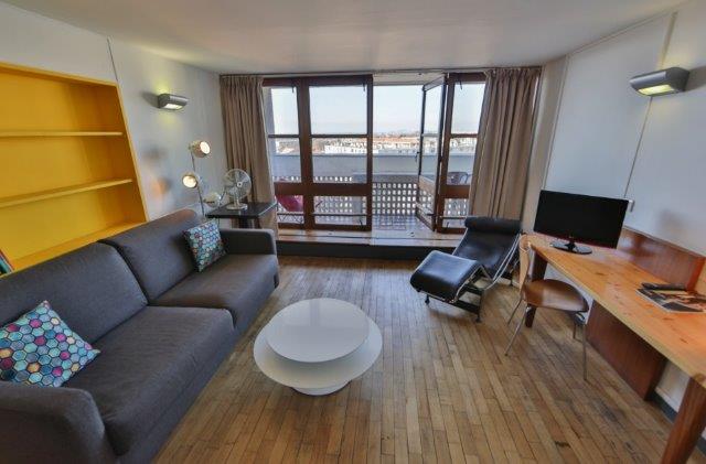 パリ・モンサンミッシェルのツアーなら フランス旅行専門店「空の旅」