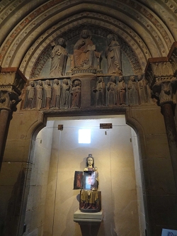 VIERGE OUVRANTEJ}A