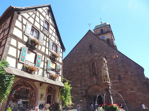 EGLISE STE CROIXTgENFONTAINE DE L'EMPEREUR CONSTANTINRX^eBkX̐